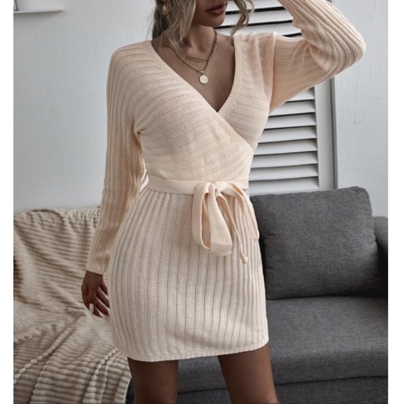 SOLD OUT - Picture 4 of 6